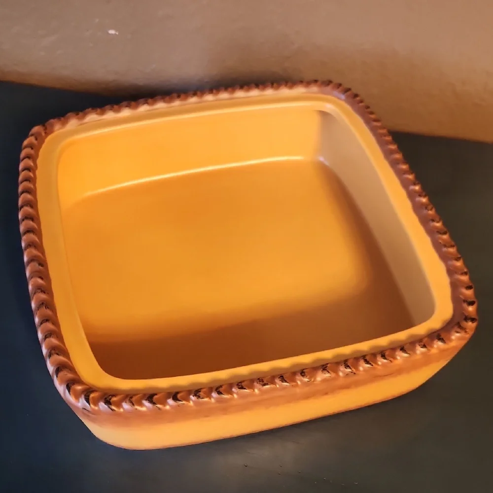 Williams-Sonoma Vintage Terrine Dish, 2012 EUC